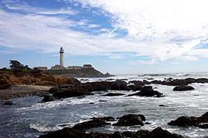 half moon bay lighthouse